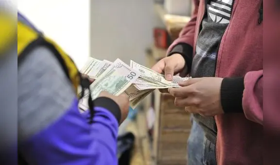 Tipo de cambio: dólar cierra a la baja en S/3,7340 este lunes 29 de abril