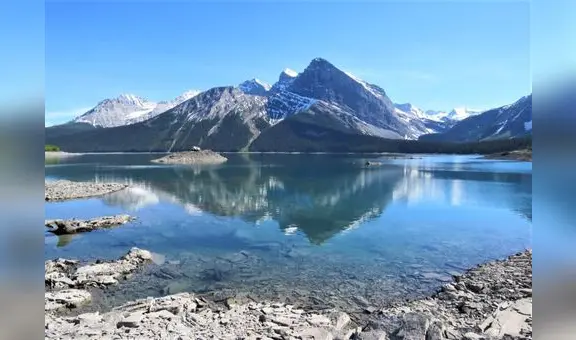 Supera al Victoria y Titicaca: El segundo lago más grande del mundo está en América con 82.414 km²