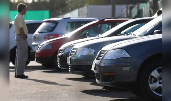 Venta de vehículos seminuevos cayó 11% en el primer trimestre