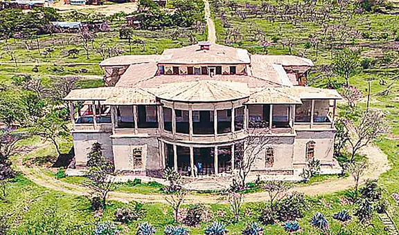 Piurano ilustre: Checa y Checa