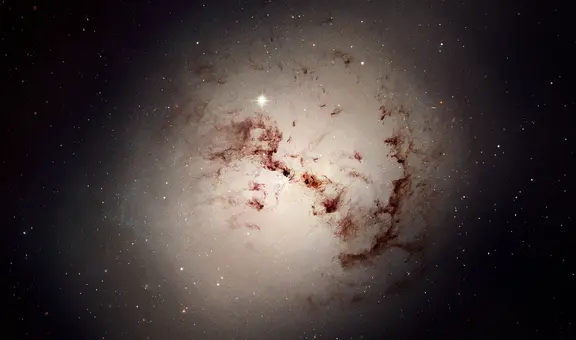 Científicos descubren el color real del Universo tras promediar la luz de 200.000 galaxias