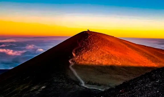 La montaña más alta de la Tierra NO es el Everest, existe una que la supera por casi 1.500 m y está en América