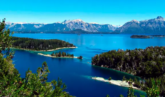 La única isla de la Tierra que está dentro de 2 lagos y, asu vez, dentro de otras 2 islas más: queda en Ámérica