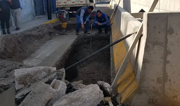 Vía asfaltada se hunde previo a su inauguración en Arequipa y no habrá sanción para empresa