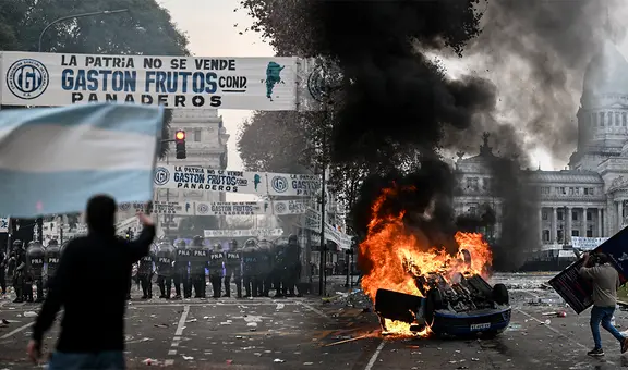 Fuerte disturbios en los exteriores del Senado de Argentina por debate de Ley de Bases de Milei