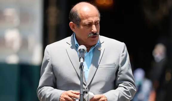 Héctor Valer contrató a amigo en Comisión Investigadora: pidió S/50.000 a empresarios estafados por empresas china