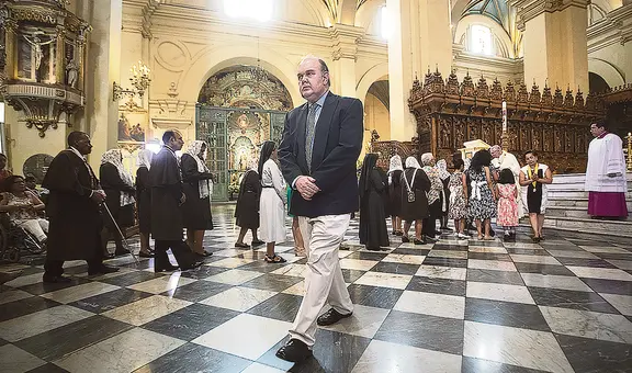 Rafael López Aliaga: hoy deben responder si otorgan kit para su revocatoria