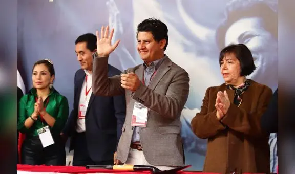 Acción Popular elige a Julio Chávez como nuevo presidente del partido: "Miramos al 2026 con un horizonte de triunfo"