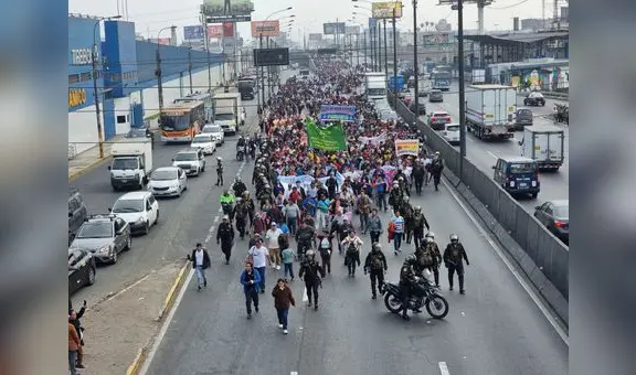 Vecinos de Carabayllo protestan por falta de agua y alcantarillado: no cuentan con recurso desde hace 5 años