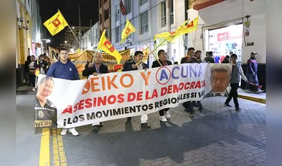 Políticos de grupos regionales protestan y migran a partidos