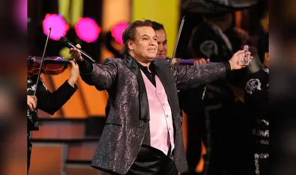 Creadora del podcast de Apple TV+ : "La historia de Juan Gabriel es una historia de resiliencia"