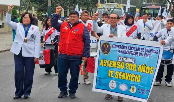 Médicos inician paro nacional de 48 horas por escasez de medicamentos, falta de pagos y nombramiento