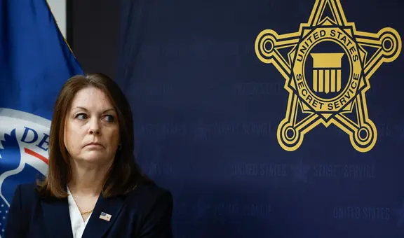 Directora del Servicio Secreto comparecerá ante Cámara de Representantes por el intento de asesinato a Trump