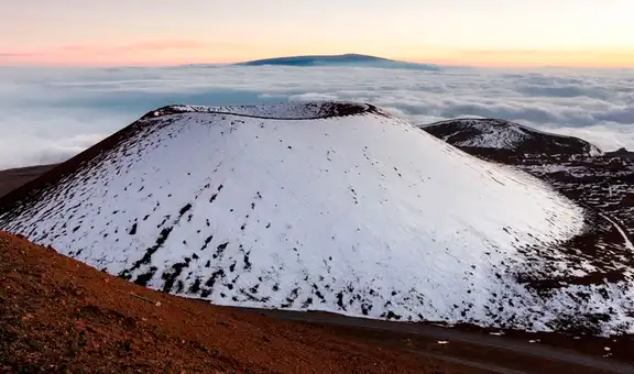 La montaña más alta de la Tierra está en Estados Unidos y supera al Everest por casi 2.000 metros