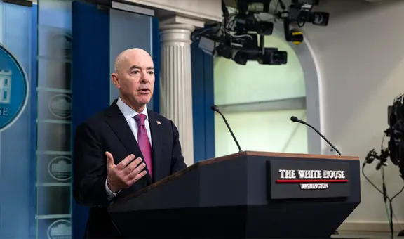 Estados Unidos suspende el parole humanitario para Venezuela, Cuba, Nicaragua y Haití por reportes de fraude