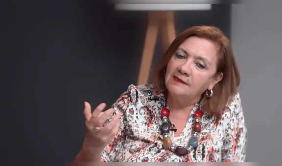 Carmen Mc Evoy: “Mutilar un texto orgánico es una combinación de ignorancia, petulancia y sobonería”