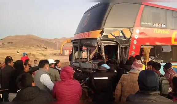 Juliaca: choque de bus contra minivan deja un saldo de 4 muertos y varios heridos