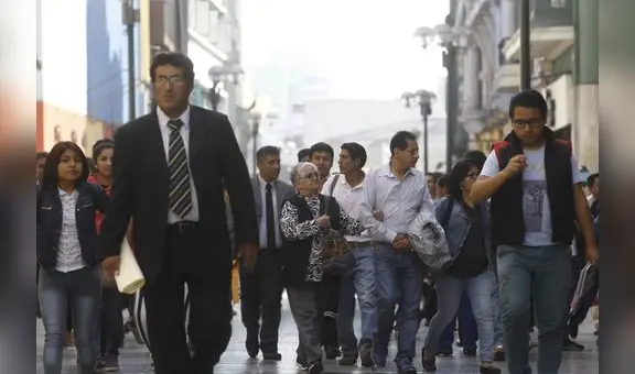 INEI: más de 2,2 millones de limeños trabaja en condiciones precarias