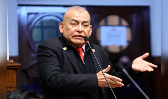 Fiscalía presenta denuncia constitucional contra José Arriola por recortar el sueldo a 7 trabajadores