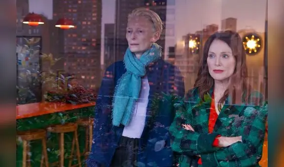 Almodóvar llega a Venecia con Julianne Moore y Tilda Swinton