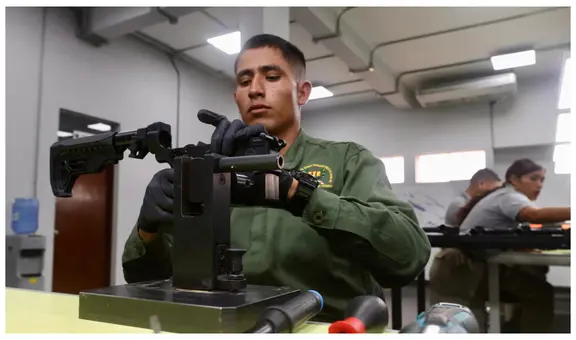 Empresa israelí IWI incumple con entrega de 10.000 fusiles que compró el Ejército