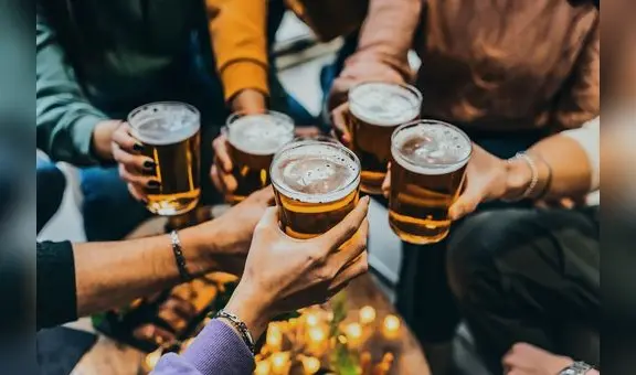 El proyecto de ley que aprueba consumo de alcohol al aire libre en Estados Unidos: ¿cuándo entraría en vigencia?