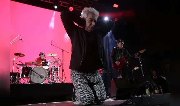 Virus mostró su vigencia en una noche nostálgica en Lima [FOTOS]