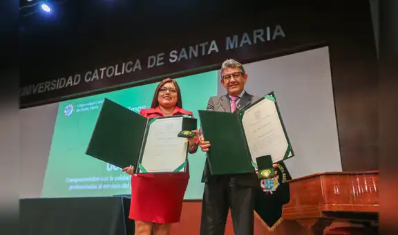 Educación de Moquegua sigue creciendo con el aporte de Southern Perú a través del programa beca esperanza joven