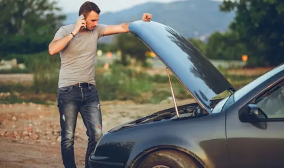 ¿Cómo arrancar un vehículo automático si se queda sin batería? Sigue estos pasos