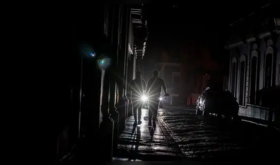 Ecuador anuncia apagón nacional durante 8 horas y toque de queda: ¿por qué habrá corte de luz?