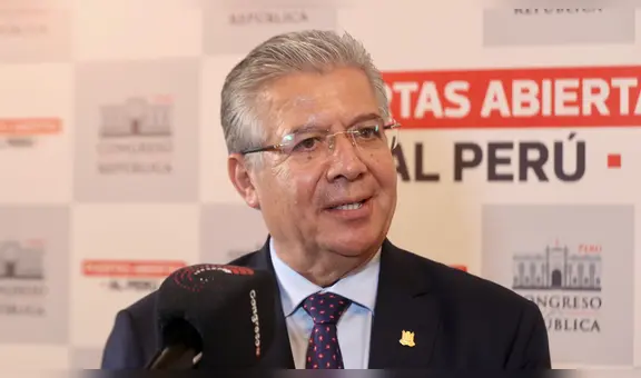 Ministro de Defensa justifica el gasto por la compra de 24 aviones: "Estamos en una situación de indefensión"