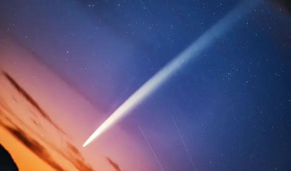 Orgullo para Perú: la NASA destaca una foto del ‘cometa del siglo’ tomada por 2 astrofotógrafos peruanos