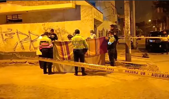 Tragedia en Comas: sicarios asesinan a joven con más de 10 disparos a pocos metros de su vivienda