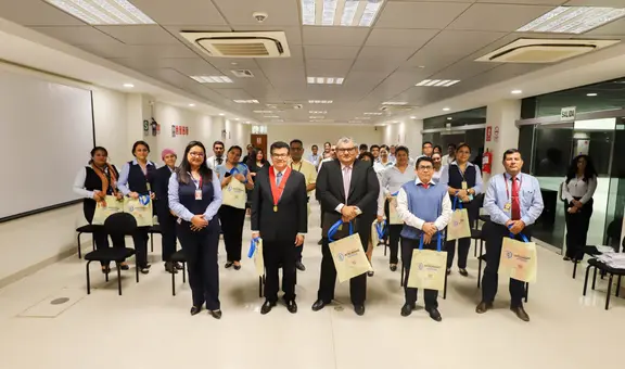 Con éxito se realizó conferencia sobre ética e integridad en el trabajo