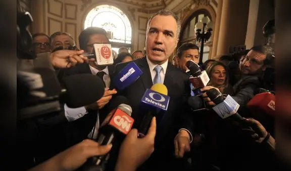 Acusación contra Salvador del Solar avanza fuera del plazo