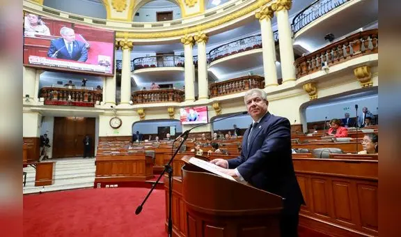 Respaldan renovación de cazas para la Fuerza Aérea del Perú, pero dudan sobre transparencia
