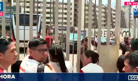 ¡Los bicampeones están en Lima! Universitario llegó a la capital tras ganar el título en Andahuaylas