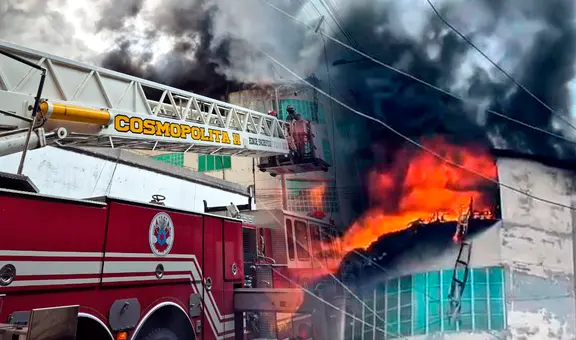 Incendio en Lima HOY EN VIVO: 33 unidades de bomberos atienden emergencia en Barrios Altos