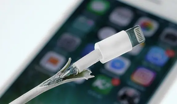 ¡Cuidado! Estos son los 3 peligros de cargar tu celular con un cable falso o dañado