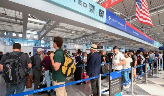 El único documento que deberás llevar para viajar dentro de Estados Unidos: será obligatorio desde esta fecha en 2025