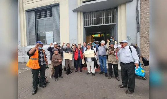 Comedor que cobra S/1 a personas pobres podría cerrar por deudas del Minsa