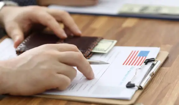 Atención, inmigrante en EE. UU.: cómo llenar correctamente el formulario I-485 para obtener tu Green Card en 2025