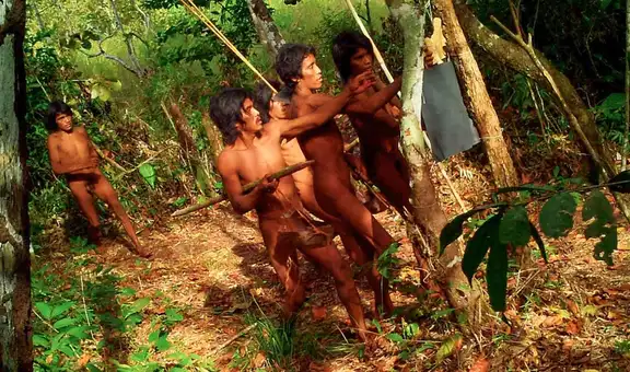 Descubren una nueva tribu nunca antes vista en la selva del Amazonas: fueron captados por primera vez en imágenes