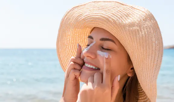 ¿Cómo proteger tu piel del sol en el verano 2025? Aquí tienes 5 tips para cuidarla y evitar enfermedades