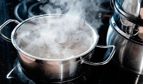 ¡Inesperado consejo! Colombiano explica por qué hervir el agua del grifo en EE. UU. no es buena idea
