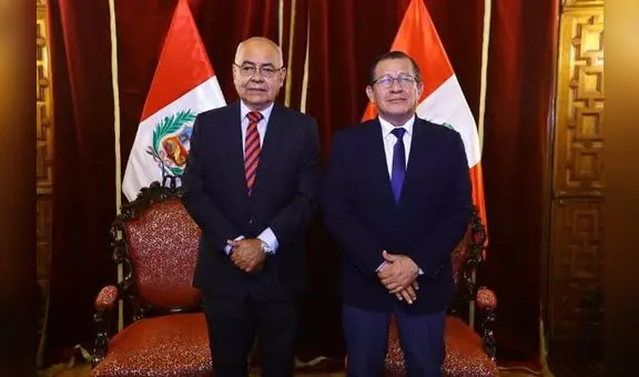 Eduardo Salhuana designó a un jefe de la Oficina Legal y Constitucional que defiende la teoría del fraude electoral