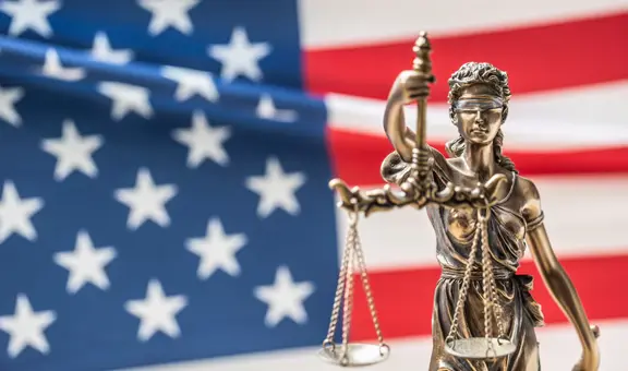 Nuevas leyes en California: prohibiciones y requisitos para usar bicicletas eléctricas desde enero 2025 en EE. UU.