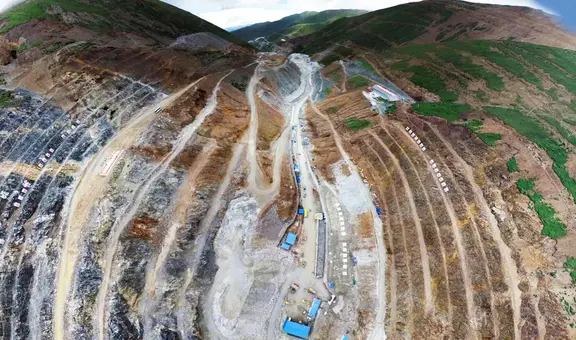 China descubre 20 millones de toneladas de cobre en el Tíbet: recurso clave para energías verdes y vehículos eléctricos