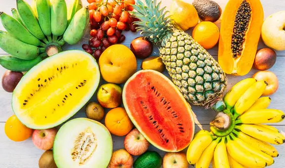 Esta es la fruta ideal para transformar tus cenas: mejora tu descanso y te ayuda a bajar de peso fácilmente