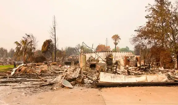 Por qué algunas viviendas de Estados Unidos resistieron al fuego del devastador incendio de California